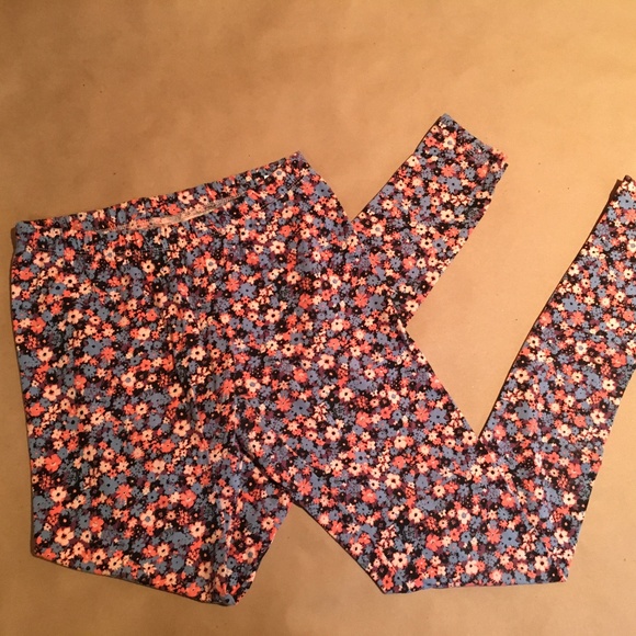 Mossimo Supply Co. Pants - Target Floral Leggings | Free With Any Bundle!